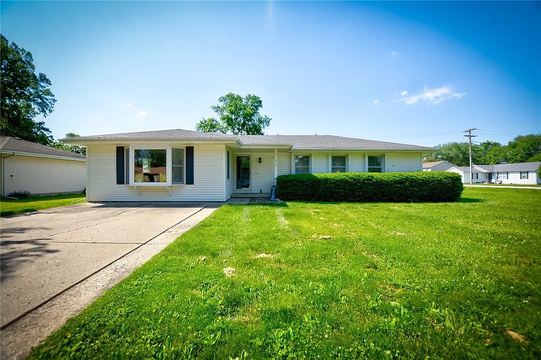 215 Magnolia Drive